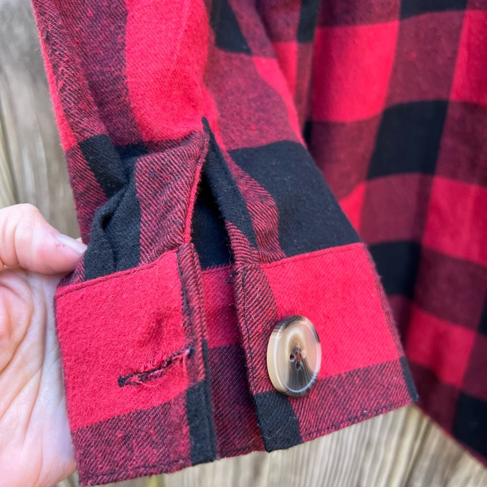 PASSPORT Red & Black Buffalo Check Plaid Button Down Lined Flannel Women’s Large - Picture 8 of 8
